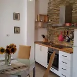 Studio 14 At Pazariiri